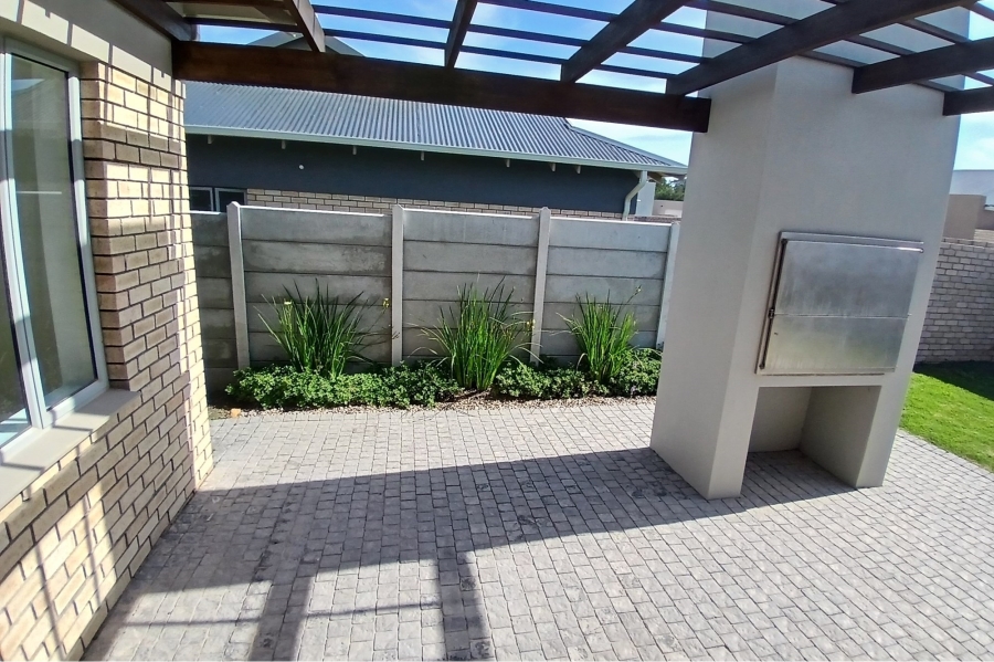3 Bedroom Property for Sale in Mooikloof Country Estate Western Cape